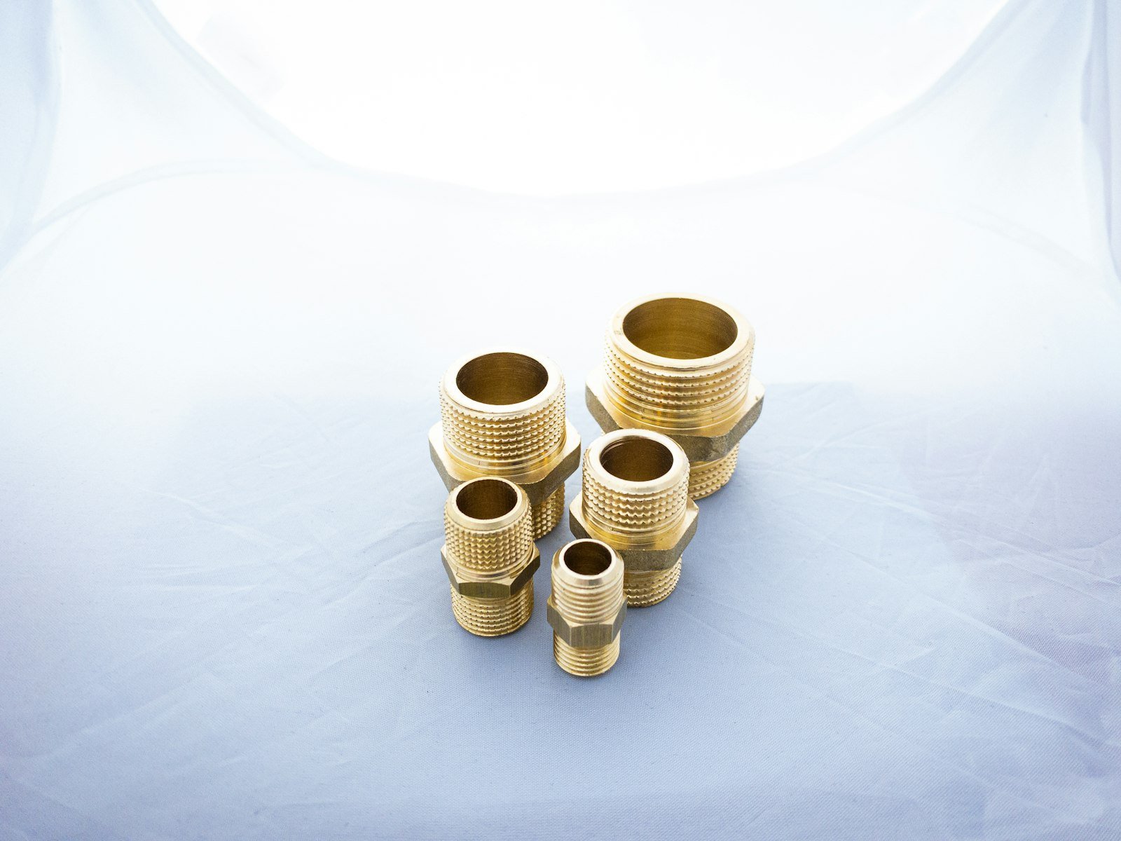 Adapter and reducer hydraulic fittings